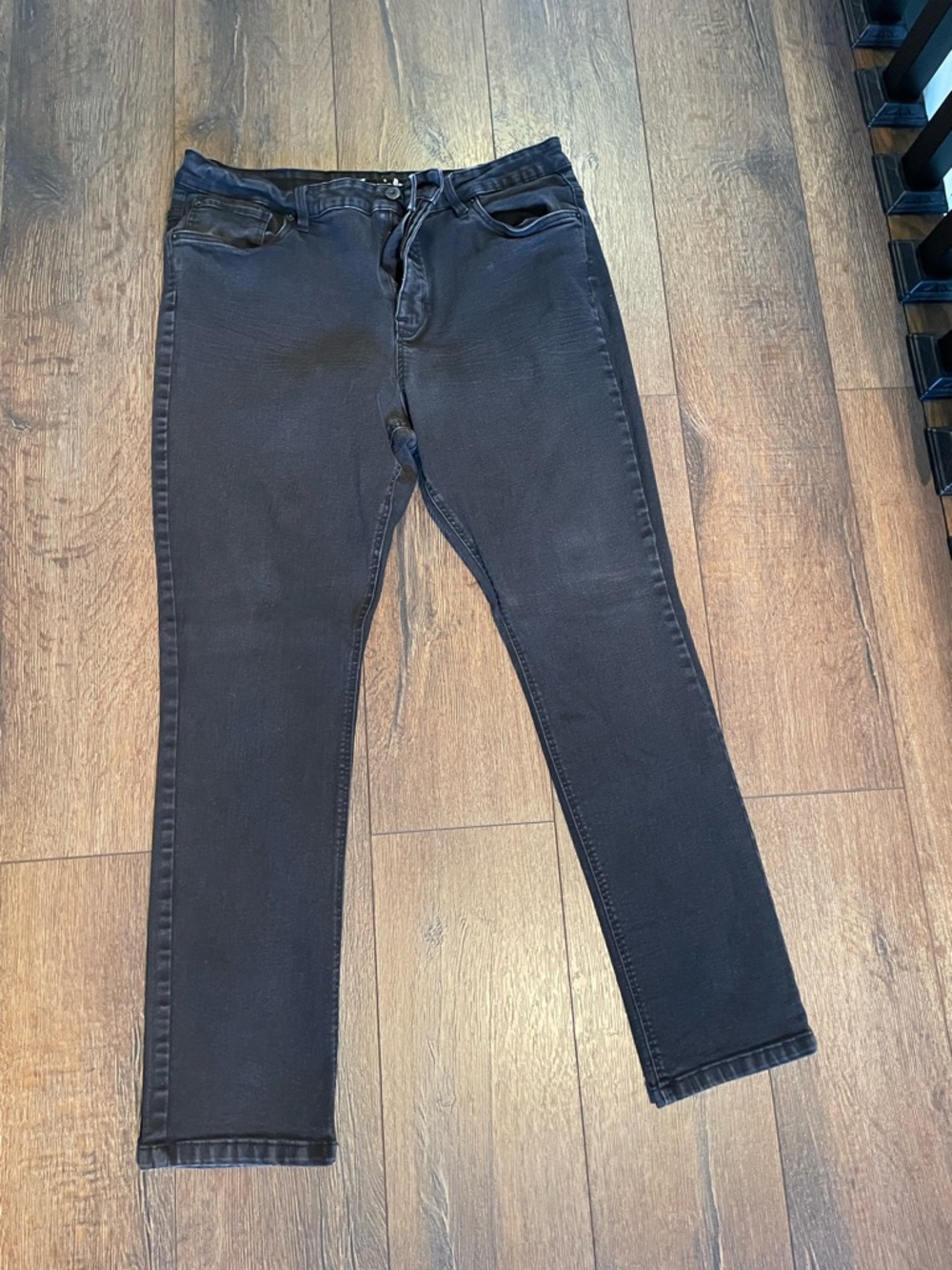Men's Slim Straight Black Jeans - Comfortable Stretch Denim